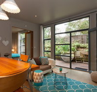 The Love Shack - romantic bungalow - Gold Coast