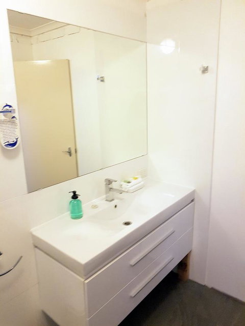 Tropicana Motor Inn - Tourism Gold Coast 31