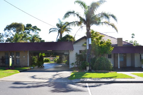 Tropicana Motor Inn - Tourism Gold Coast 20