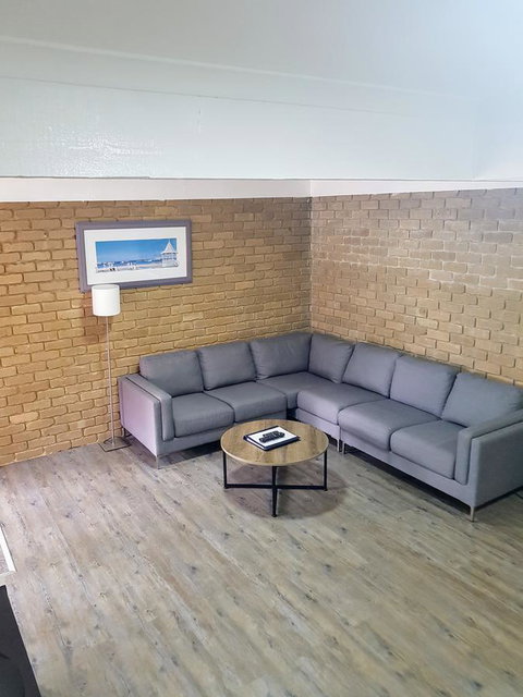 Tropicana Motor Inn - Tourism Gold Coast 25