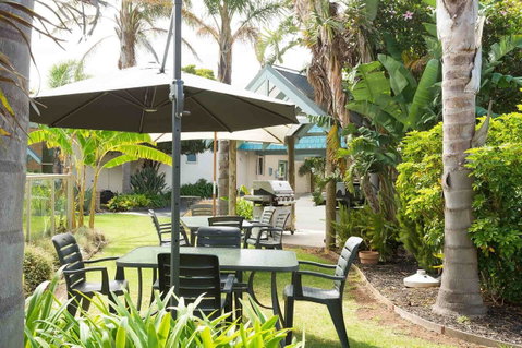 Tropicana Motor Inn - Tourism Gold Coast 42
