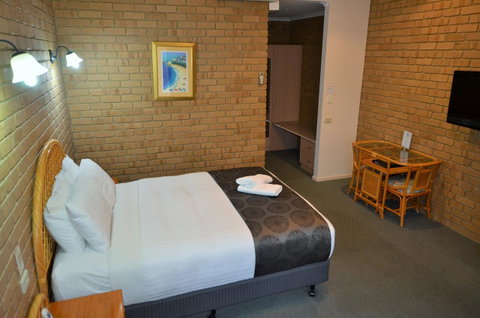 Tropicana Motor Inn - Tourism Gold Coast 8