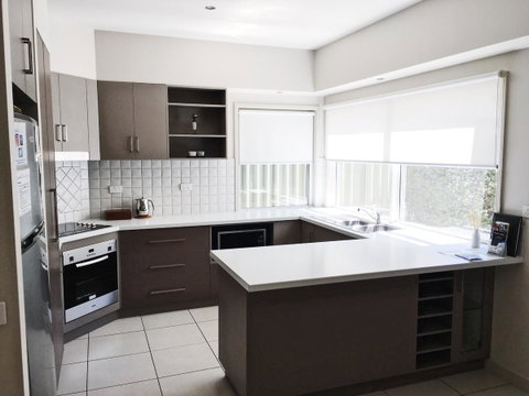 Luxury Abalina Cottages - Tourism Gold Coast 5