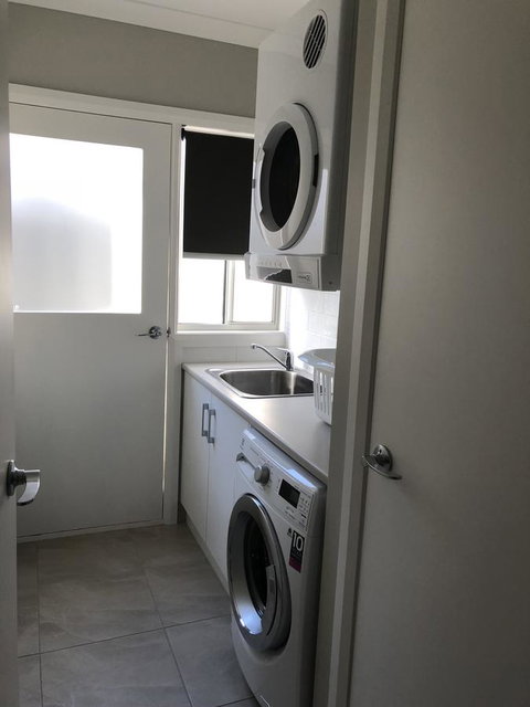 Luxury Abalina Cottages - Tourism Gold Coast 22