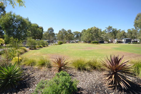 Tasman Holiday Parks - Merool On The Murray - Tourism Gold Coast 5