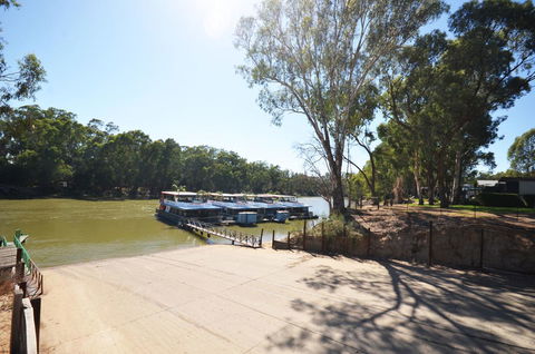 Tasman Holiday Parks - Merool On The Murray - Tourism Gold Coast 3