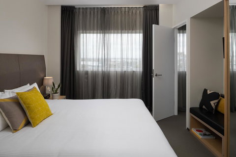 Atura Dandenong - Gold Coast 13