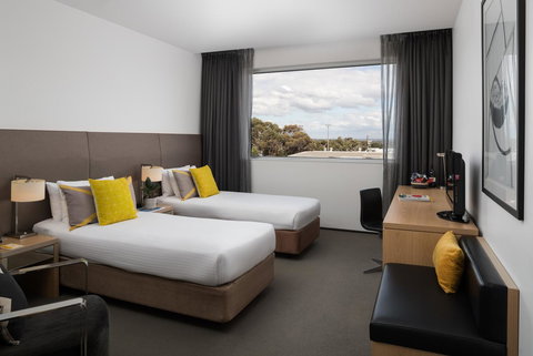Atura Dandenong - Gold Coast 2