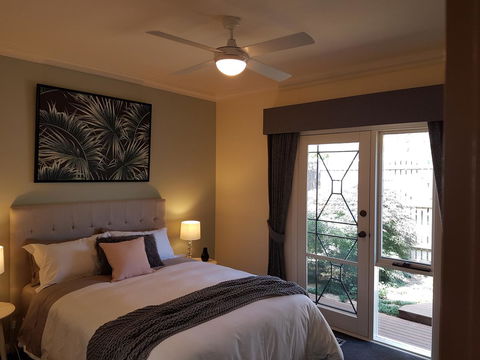 Healesville House - Fig Tree House - Tourism Gold Coast 10