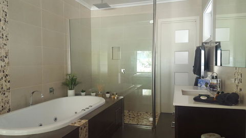 Abbys Cottages Bright - Tourism Gold Coast 35