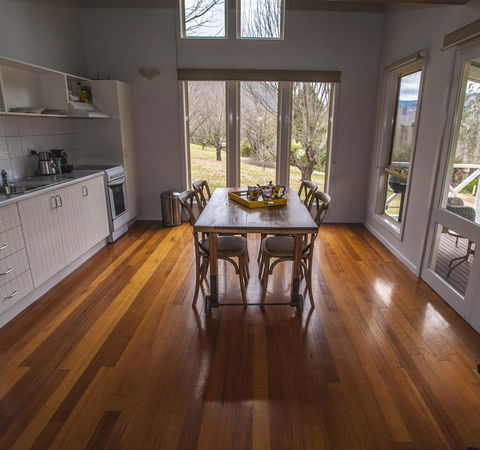 Abbys Cottages Bright - Tourism Gold Coast 18