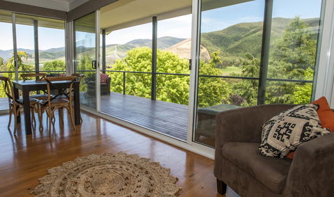 Abbys Cottages Bright - Tourism Gold Coast 2