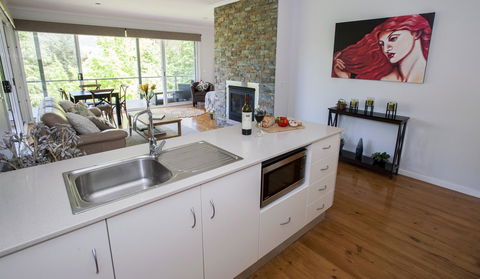 Abbys Cottages Bright - Tourism Gold Coast 5