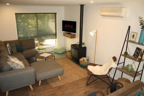 4 Autumn Grove - Gold Coast 0