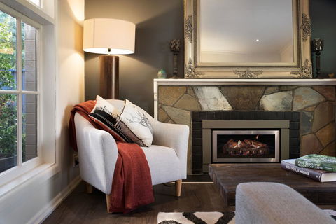 East Street Daylesford - Tourism Gold Coast 0