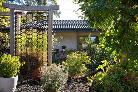 East Street Daylesford - Tourism Gold Coast 14