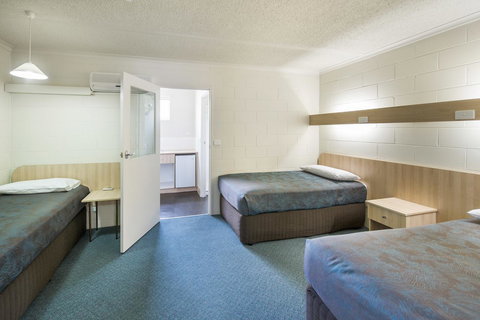 Box Hill Motel - Tourism Gold Coast 10