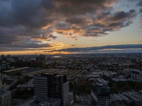 LittleStay Swanston - 2 Bedroom Aptm - Gold Coast 23