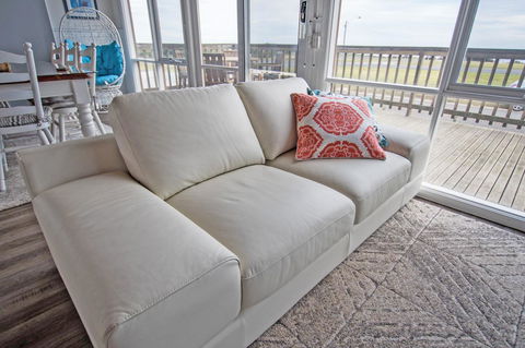 Stunning Waterfront Only 10 Minutes To Phillip Island - FREE EV UNIT 7kW For Electric Cars - Pet Friendly, Fireplace FREE WIFI Wine & Chocolates - Tourism Gold Coast 14