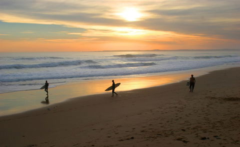 Stunning Waterfront Only 10 Minutes To Phillip Island - FREE EV UNIT 7kW For Electric Cars - Pet Friendly, Fireplace FREE WIFI Wine & Chocolates - Tourism Gold Coast 11