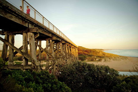 Stunning Waterfront Only 10 Minutes To Phillip Island - FREE EV UNIT 7kW For Electric Cars - Pet Friendly, Fireplace FREE WIFI Wine & Chocolates - Tourism Gold Coast 20