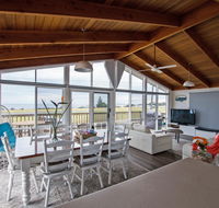 Stunning Waterfront only 10 minutes to Phillip Island - Pet Friendly - Tourism Gold Coast
