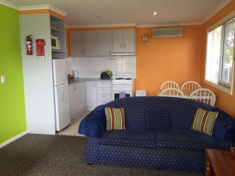 Lakeside At Mallacoota - Tourism Gold Coast 3