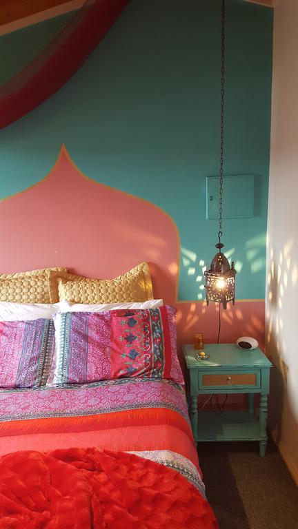 The Bohemian Art Studio - Gold Coast 3