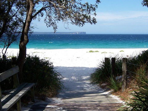 The Break Beachside - Tourism Gold Coast 2