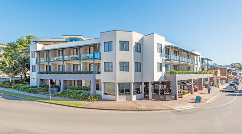 The Brighton Apartments - Tourism Gold Coast 0