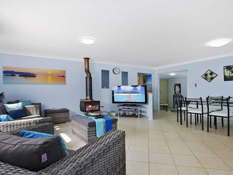 The Burra Break - 3 Minute Walk To Beach Access - Tourism Gold Coast 0