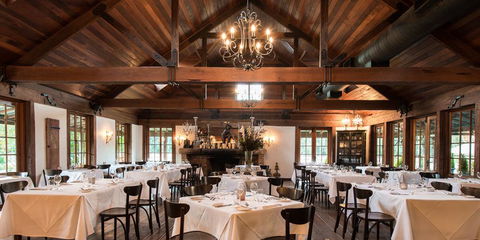 The Convent Hunter Valley Hotel - Tourism Gold Coast 1