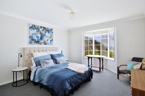 The Crescent - Pet Friendly - 1 Min To Beach - Tourism Gold Coast 0