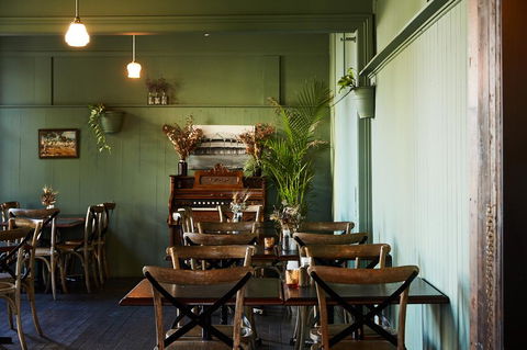 The Criterion Hotel - Tourism Gold Coast 1