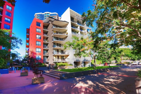 The Docks On Goodwin - Tourism Gold Coast 2