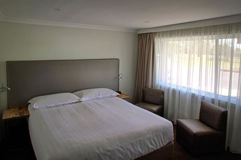 The Duck Inn Apartments - Tourism Gold Coast 2