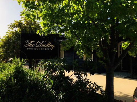 The Dudley Boutique Hotel - Tourism Gold Coast 0