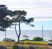 The Esplanade Holiday Home - Tourism Gold Coast
