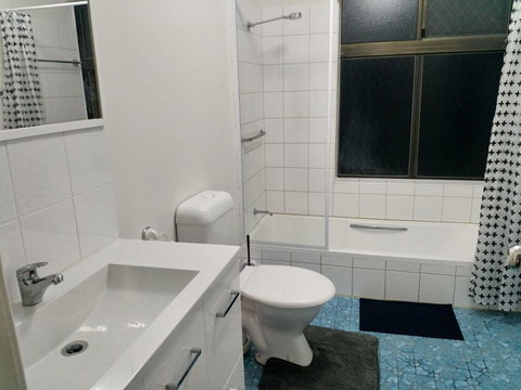 The Fawzi Muslim Homestay - Gold Coast 3