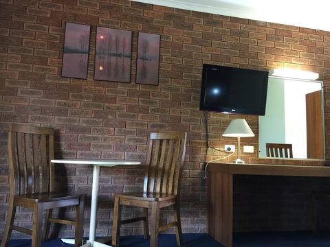 The Finley Palm Motor Inn - Tourism Gold Coast 3
