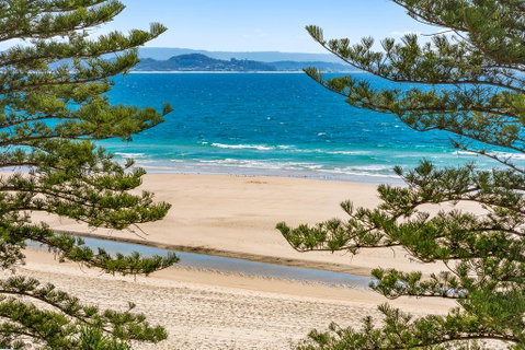 The Garland At Rainbow Bay - Tourism Gold Coast 0