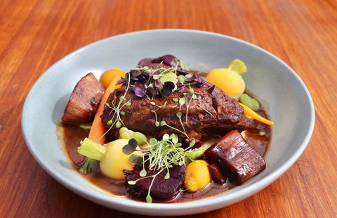 The Huskisson - Tourism Gold Coast 1