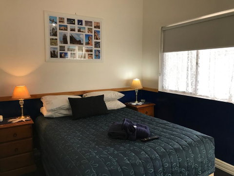 The Lodge Outback Motel - Tourism Gold Coast 1