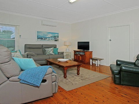The Marlin - A Gem Close To Rock Pools - Tourism Gold Coast 2