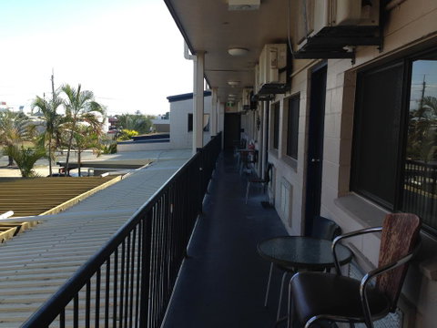 The Metropolitan Hotel - Tourism Gold Coast 2