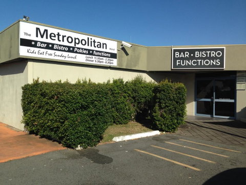 The Metropolitan Hotel - Tourism Gold Coast 0