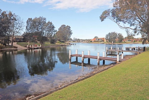 The Mooring's Waterfront - Tourism Gold Coast 0