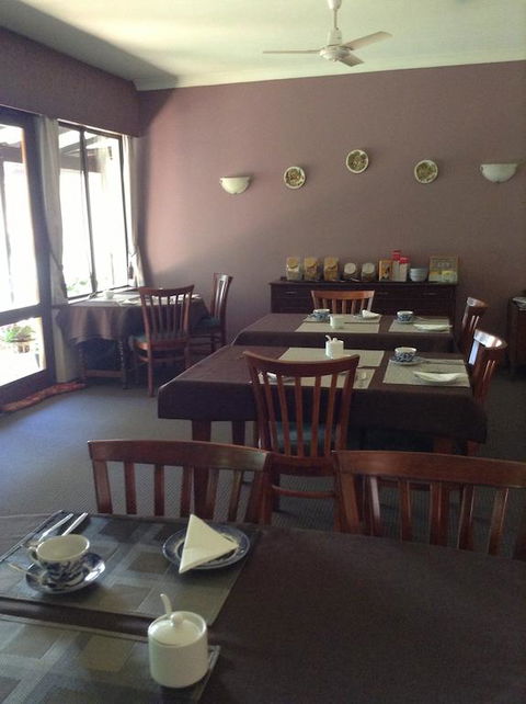 The Noble Grape Guesthouse - Tourism Gold Coast 3