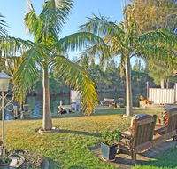 The Oasis on Jacobs Drive - Tourism Gold Coast