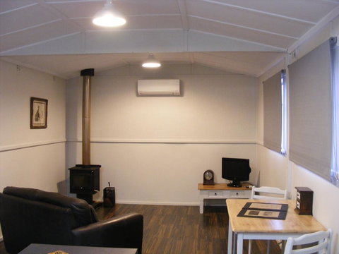 The Old School House BnB - Tourism Gold Coast 0